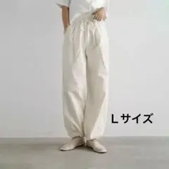 K*y様 ボリュームナイロンバレルパンツ（hideka）　しまむら