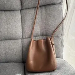 ブラウンレザー風ショルダーバッグ