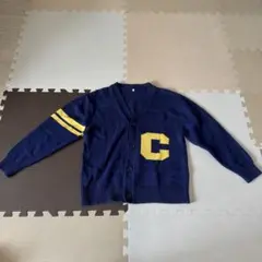 Cロゴ付きネイビーのカーディガン L