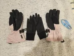 DAKINE スキーグローブ ピンクと黒のサムネイル