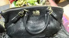 美品　お値下げ！　　COACH　レザーハンドバッグ