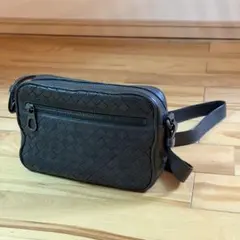 BOTTEGA VENETA イントレチャート ショルダーバッグのサムネイル