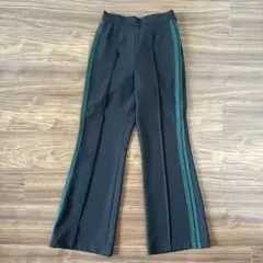 Ray BEAMS ブラック トラックパンツ