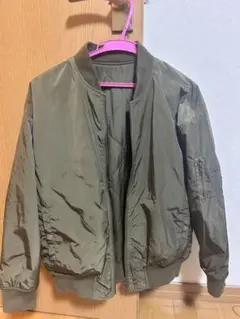 リバーシブルジャケット オリーブ色