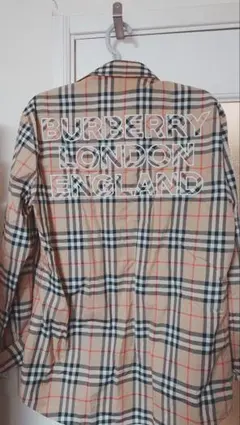 Burberry 半袖シャツ チェック柄 ユニバーサルパスポートXL - メルカリ