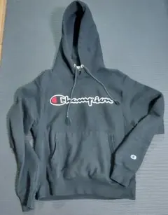 Champion 黒 フード付きパーカー