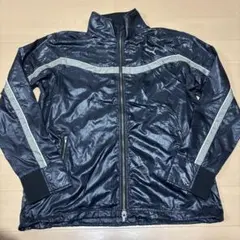 ①中古PUMAプーマジャケットsize L 穴あり