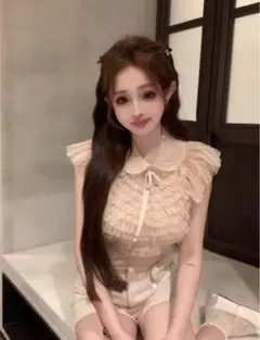 アリエク　フリル付きノースリーブトップス