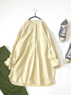 美品DOORSアーバンリサーチドアーズきれい色フロントタックチュニックシャツ♪.