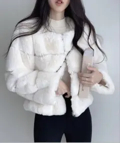 by muni:r ファーショートジャケット