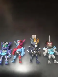 仮面ライダービルド フィギュア 4体セット