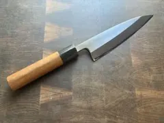 ステン本焼V金10号出刃包丁18cm右片鏡 面黒水牛黒檀八角柄 - メルカリ