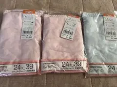 新品　未開封　定価1000円　ピジョン マタニティショーツ３枚組のサムネイル