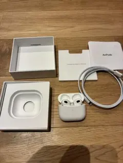 Apple AirPods 第3世代 本体 箱・付属品付き Amazon.co.jp: 【整備済み品】 Apple AirPods (第3世代) 無線 (整備