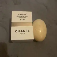 CHANEL N°19 香水石鹸