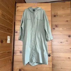 カーキ トレンチコート