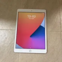 Apple iPad (第8世代) wifi＋celluarシルバー 32GB