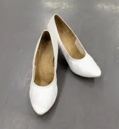 Item thumbnail for item c9b59223-1cbd-43cc-bc21-b02f18b4c8cc