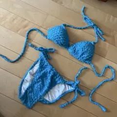 beach queen ビキニのサムネイル