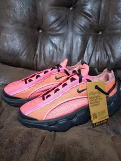 NIKE　FLYKNIT BLOOM 26cm新品