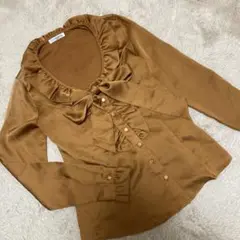 【あきこ様ご専用】ナラカミーチェ　フリルブラウス