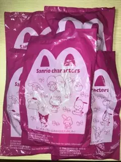 2024 マクドナルドハッピーセット サンリオ第2弾 4種類+1ひみつのおもちゃ