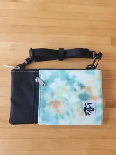 Chums ショルダーサコッシュ