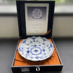 ロイヤルコペンハーゲンブルーフルーティドスクエアボンボニエール