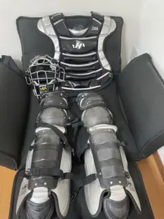 ハヤケヤマ　キャッチャー防具セット　大人用　一式　他メーカ混在　中古 ハヤケヤマ キャッチャー防具セット 大人用 一式 他メーカ混在