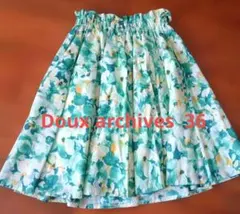 Doux archives ミディアム丈 花柄フレアスカート 36 コットンのサムネイル