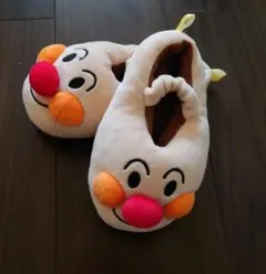 【値下げ】アンパンマン もこもこルームシューズ キッズ用