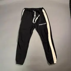 ESSENTIALS ブラック サイドストライプパンツ M