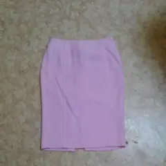 膝丈スカートのサムネイル