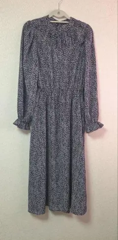 ｒｐｓ 花柄長袖ひざ丈ワンピース