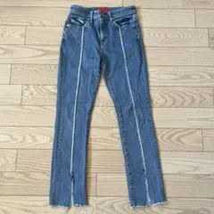 BEAMS レッドカード センターカットデニムのサムネイル