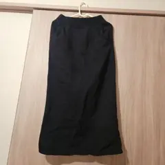 블랙 롱 스커트 슬릿 포함