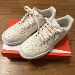 ナイキ NIKE コート ビジョン HQ4377 24cm ベージュ