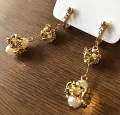 【No.345】可愛いアンティーク調ゴールド立体フラワー2連イヤリング新品上品♡