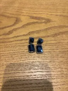 セット販売可！ネイビー スクエア型ピアス
