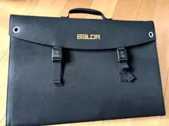 MAXPOWER 100W ソーラーパネル 折畳み式 防災 車中泊 キャンプ MAXPOWER 100W ソーラーパネル 折畳み式 防災 車中泊 キャンプ - メルカリ
