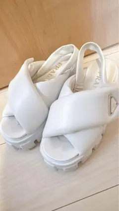極美品　鑑定済★プラダ　モノリス　プラットフォーム　厚底　サンダル レディース 極美品 鑑定済☆プラダ モノリス プラットフォーム 厚底