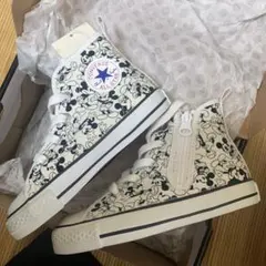 ミッキーマウス　子ども　靴　コンバース　All Star