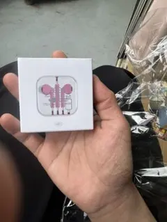 wakemake 韓国 公式品 キティ コラボ 有線イヤホン(cタイプ) - メルカリ