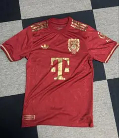 バイエルンミュンヘン adidas 125周年記念 赤 サッカーシャツ レプリカ