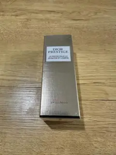 ディオール　プレステージ ホワイト　ルプロテクターUV ルミエール　シアーグロー