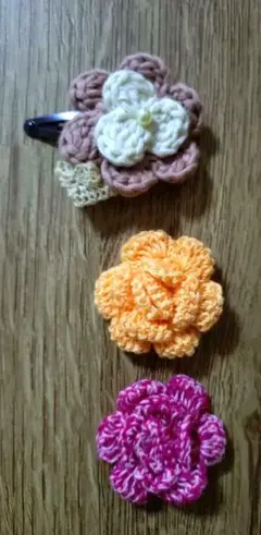 ​【ハンドメイド】ぷっくりお花のヘアクリップ＆お花モチーフ 3点セット