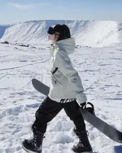 新品) スノーボードウェア　スキーウェアセット　レディース　Lサイズ