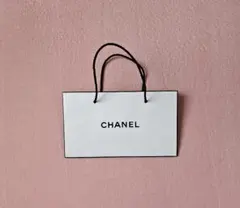 CHANEL ショッピングバッグ ホワイト ショッパー