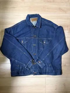 デニムジャケット　damagedone