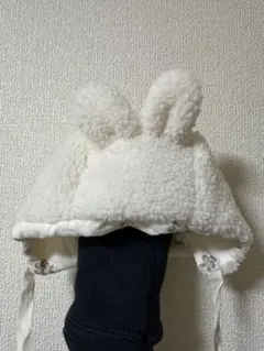 ウサギ耳フリースボンネット